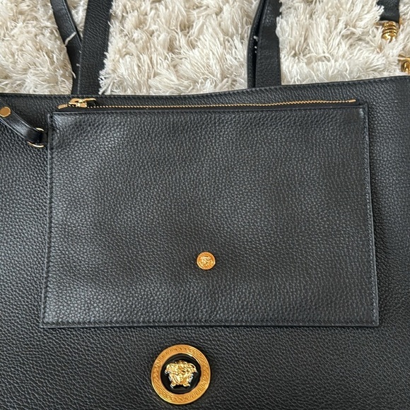 Versace Black Women's Tote Bag✨GORGEOUS✨ - Picture 4 of 14